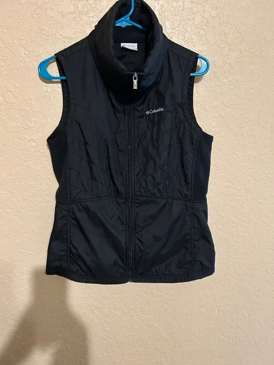 Columbia Black Quilted Shell Vest - Picture 1 of 4